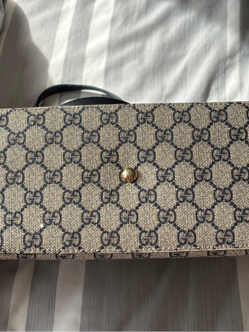 Authentic Gucci Supreme Navy and Red Shoulder Tote Bag - Picture 8 of 14